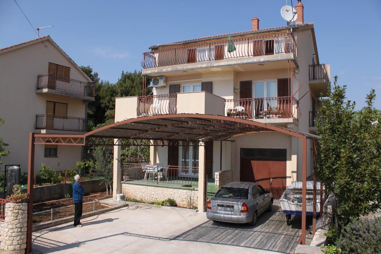 Apartments With A Parking Space Srima - Vodice, Vodice - 6099 Exteriör bild