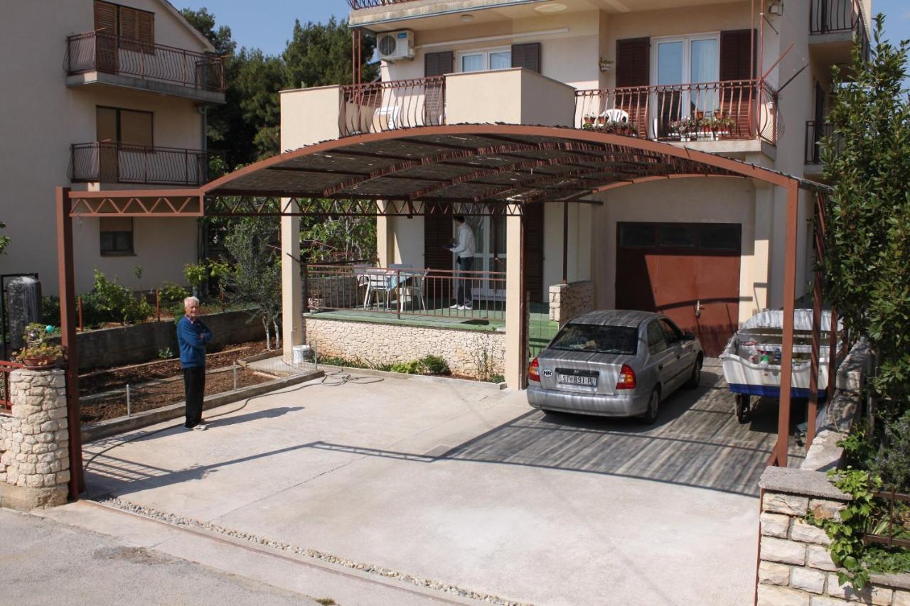 Apartments With A Parking Space Srima - Vodice, Vodice - 6099 Exteriör bild